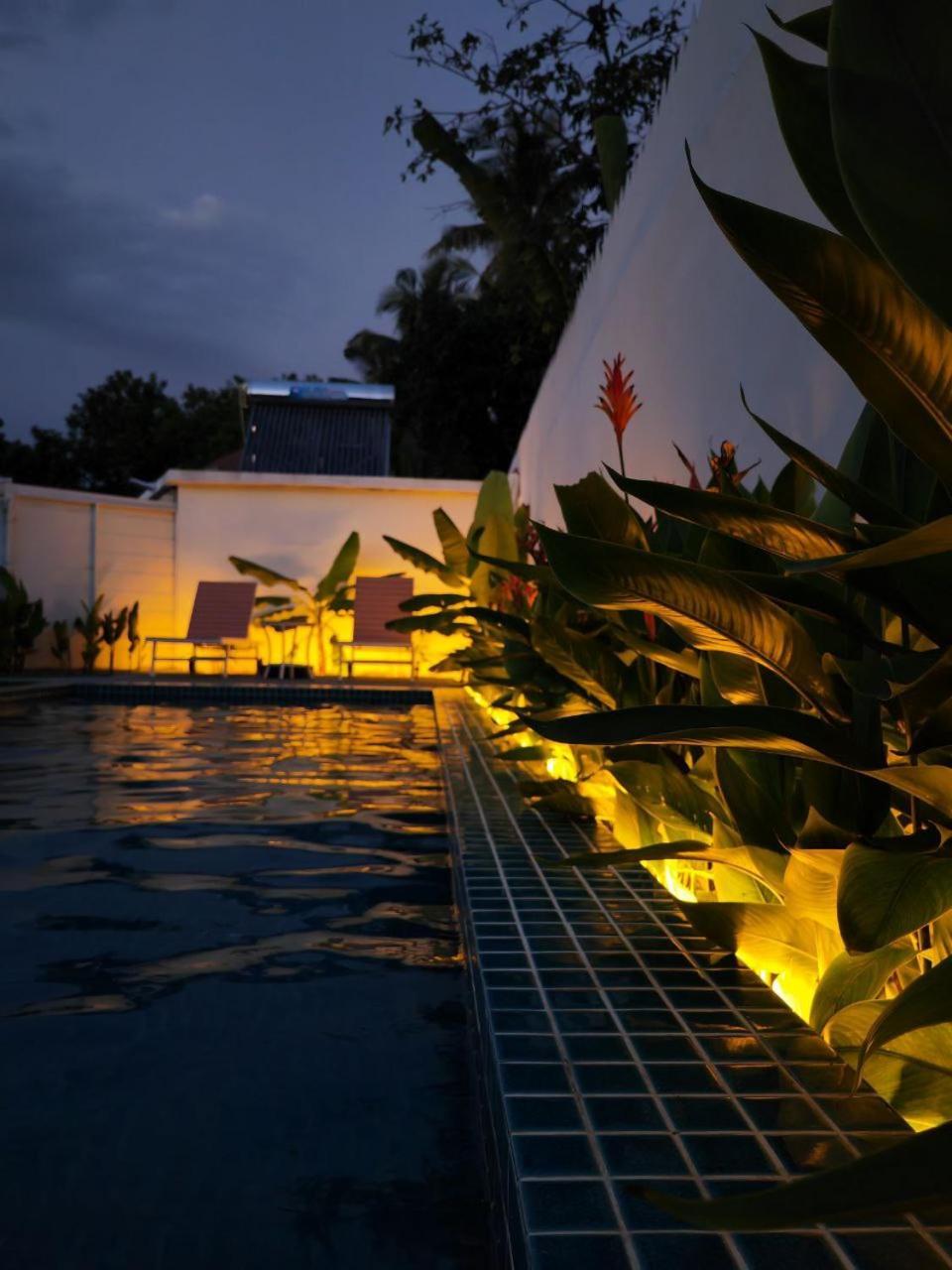 Found Mansion Hotell Pantai Cenang  Exteriör bild