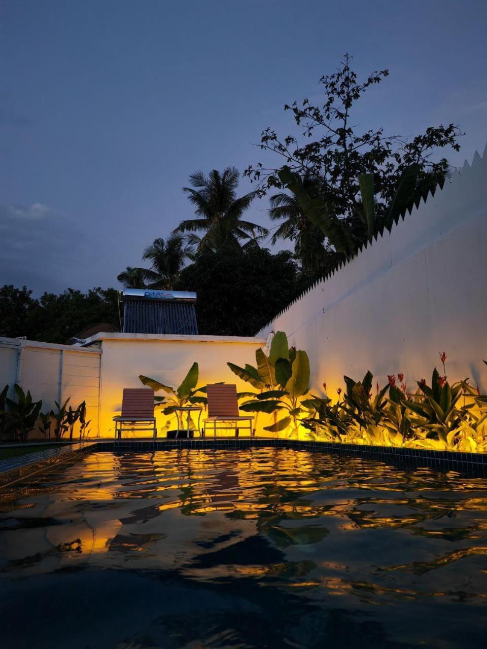 Found Mansion Hotell Pantai Cenang  Exteriör bild