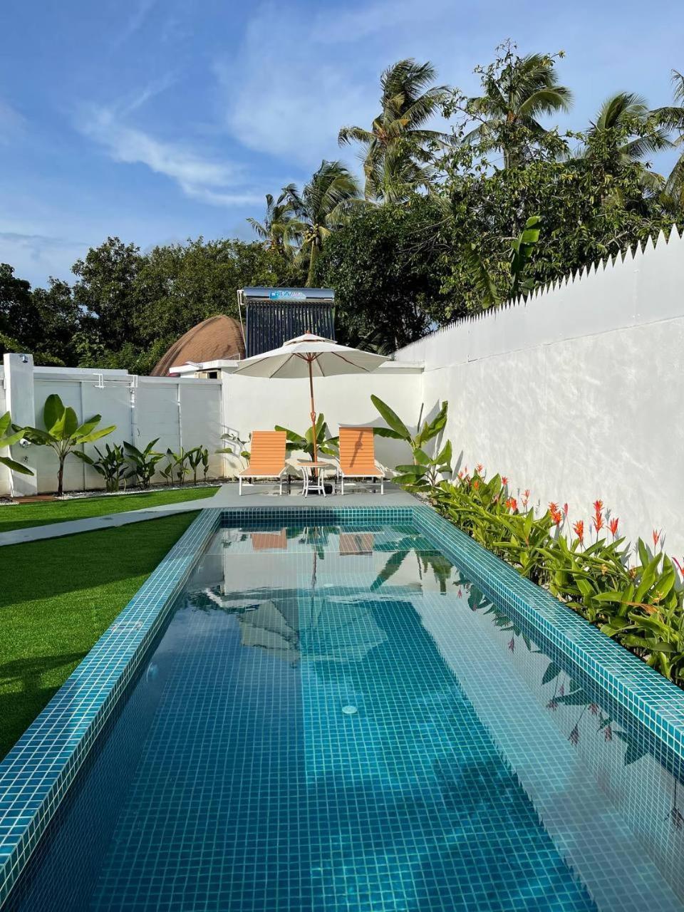 Found Mansion Hotell Pantai Cenang  Exteriör bild